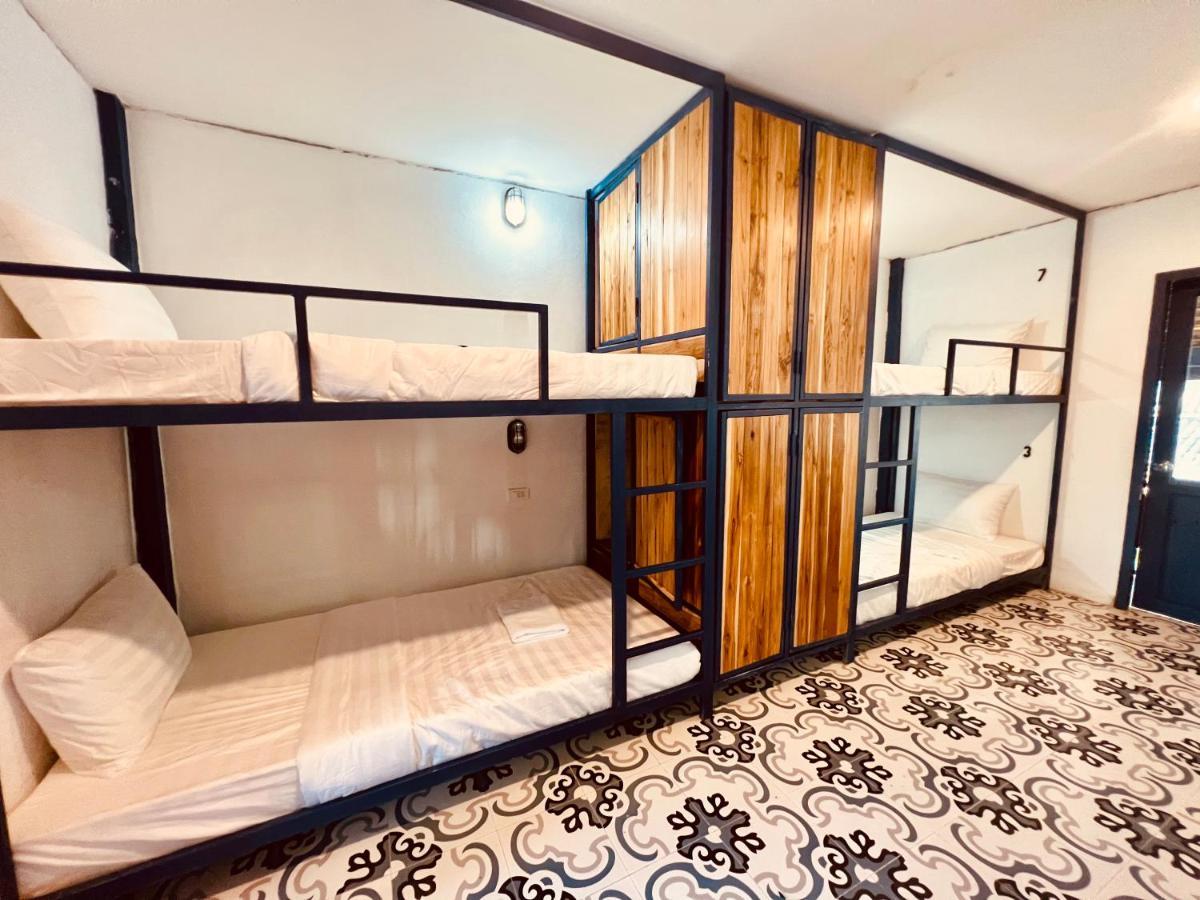 The Jam Hostel Luang Prabang Esterno foto