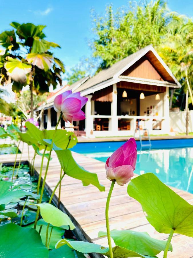 The Jam Hostel Luang Prabang Esterno foto